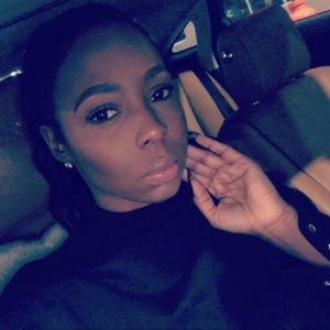 Meet your Posher, Kimberly